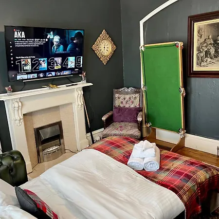 Ladies Lodge Inverness-2